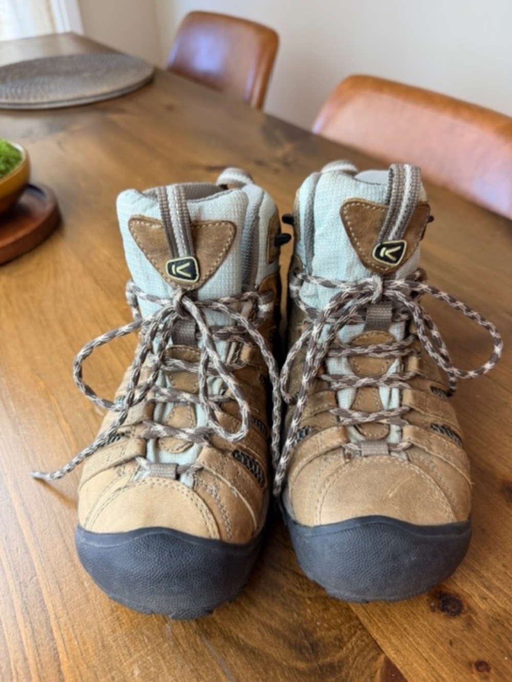 KEEN Voyageur Mid Hiking Boots Vented Leather Trail Walking Women's 6.5 - Picture 3 of 8
